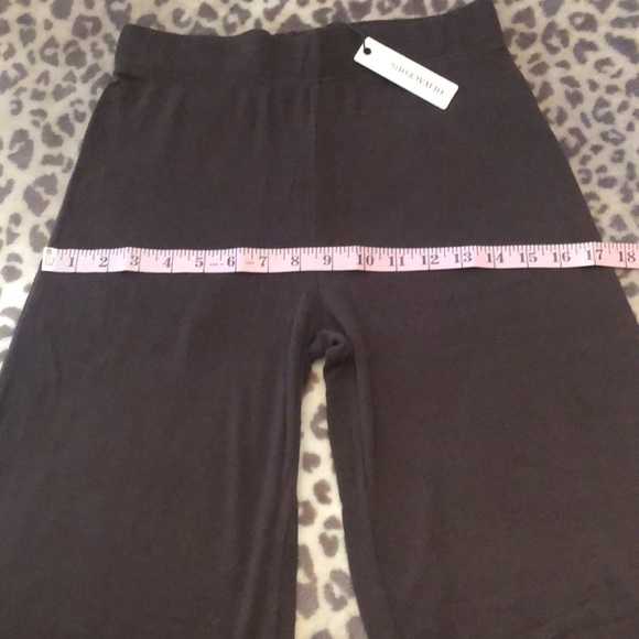 Olivaceous Wide Leg Pants in Brown Size Medium - Picture 16 of 16